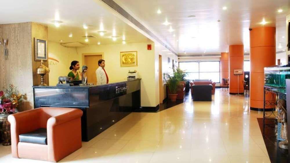 Vishwaratna Hotel Gauháti Kültér fotó