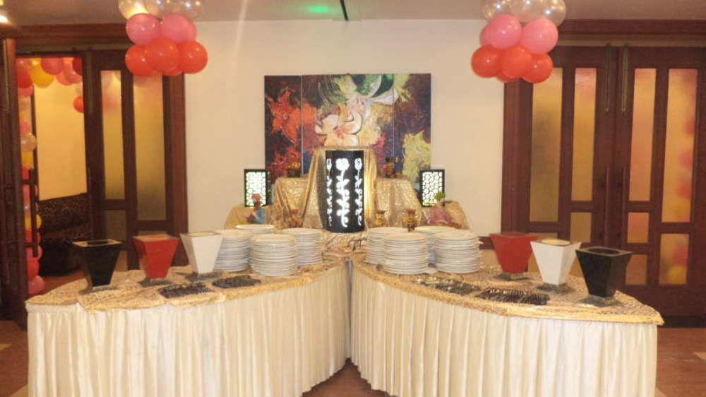 Vishwaratna Hotel Gauháti Kültér fotó